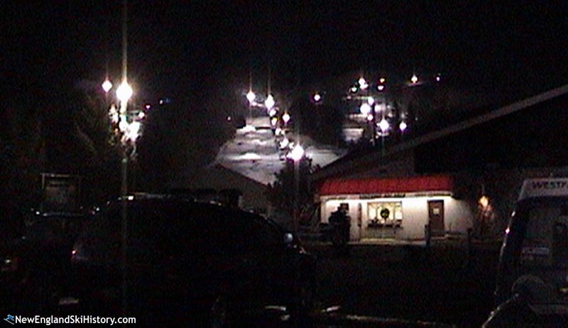 Night skiing (2004)
