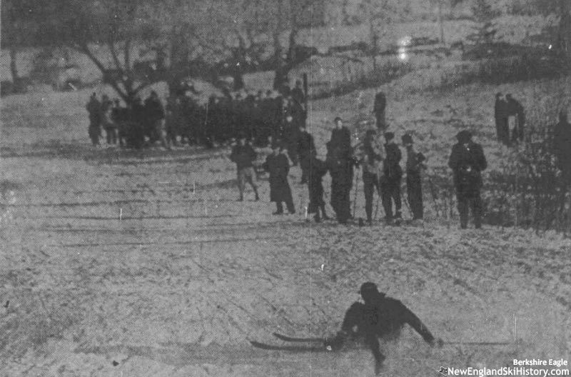 The finish line at the 1936 New Year's race at Brodie