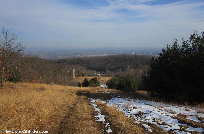 Looking down the Uper Tom Slope (February 2022)