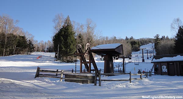 The base area (2011)