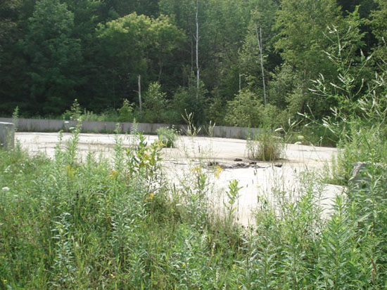 Maintenance garage foundation (2006)