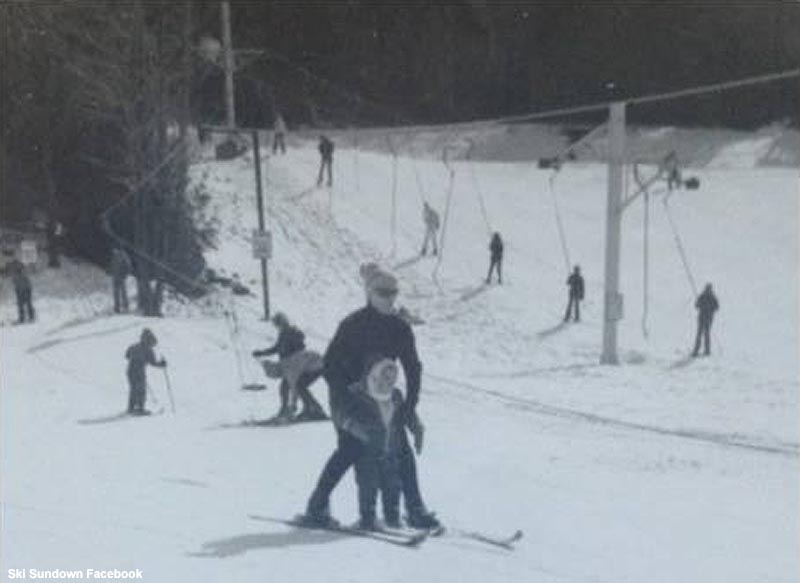 The lift line (background)