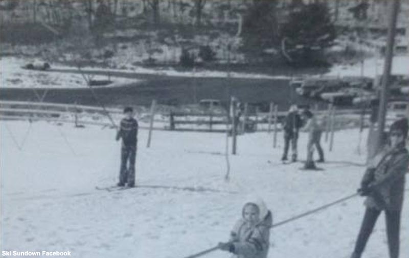 The lift line (background)