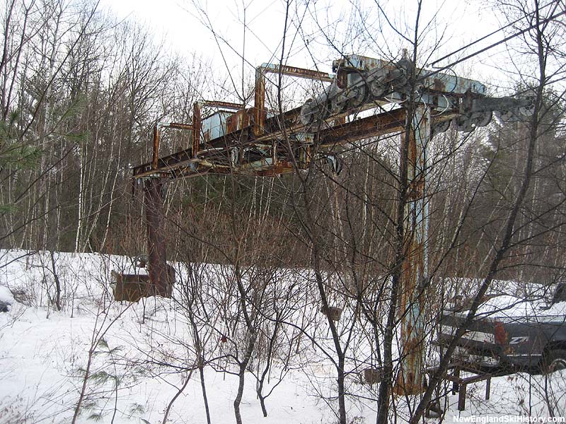 The bottom terminal (2008)