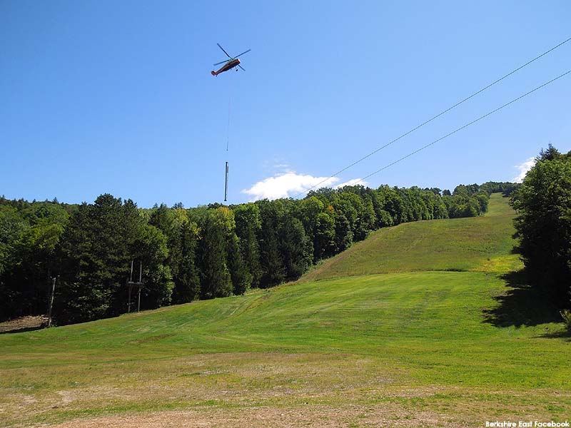 Helicopter installation of the Summit Quad (August 28, 2014)