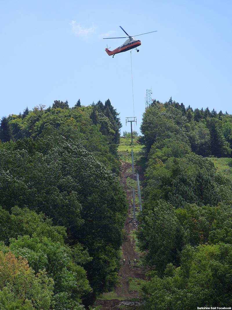 Helicopter installation of the Summit Quad (August 28, 2014)