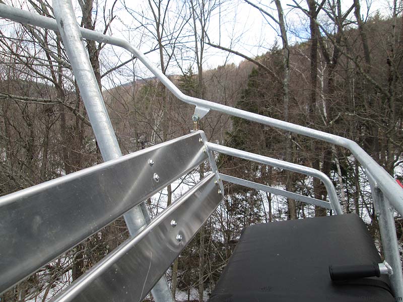 A chair (2014)
