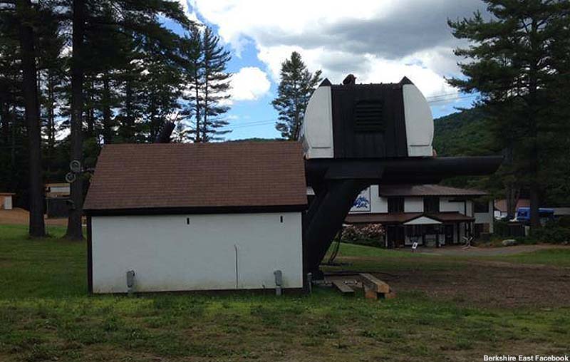 The Summit Triple during removal in 2014