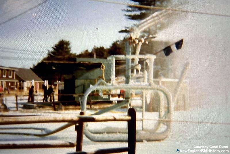 The base terminal (background)