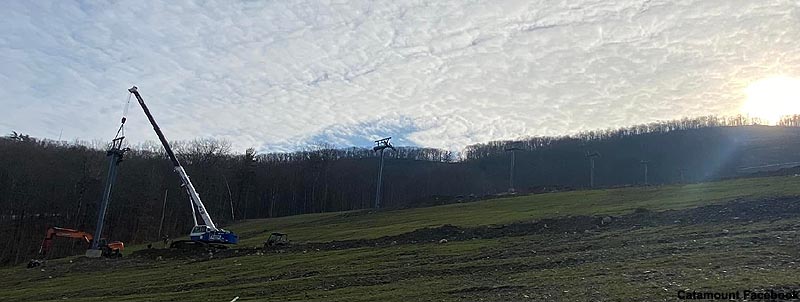 Installing towers (December 2021)