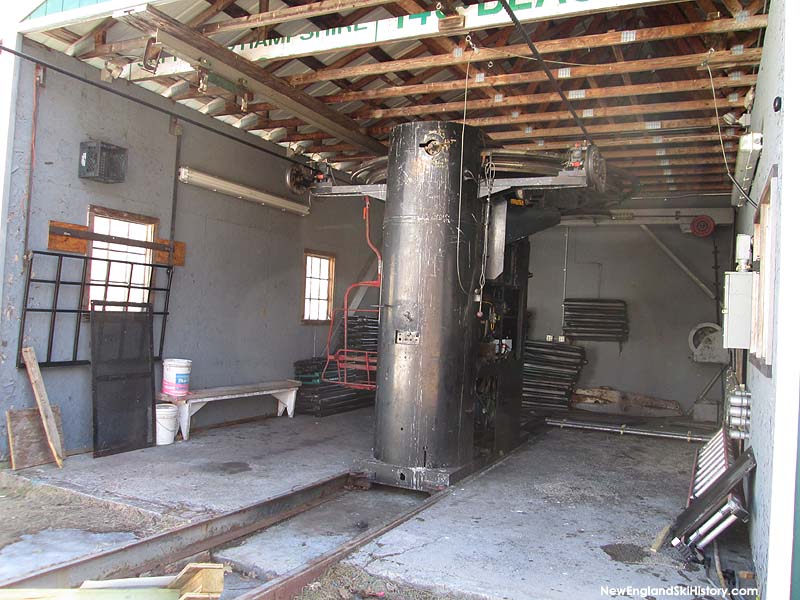 The bottom terminal (2015)