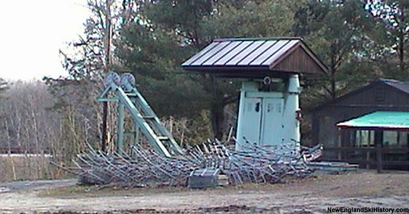 The base terminal (2003)
