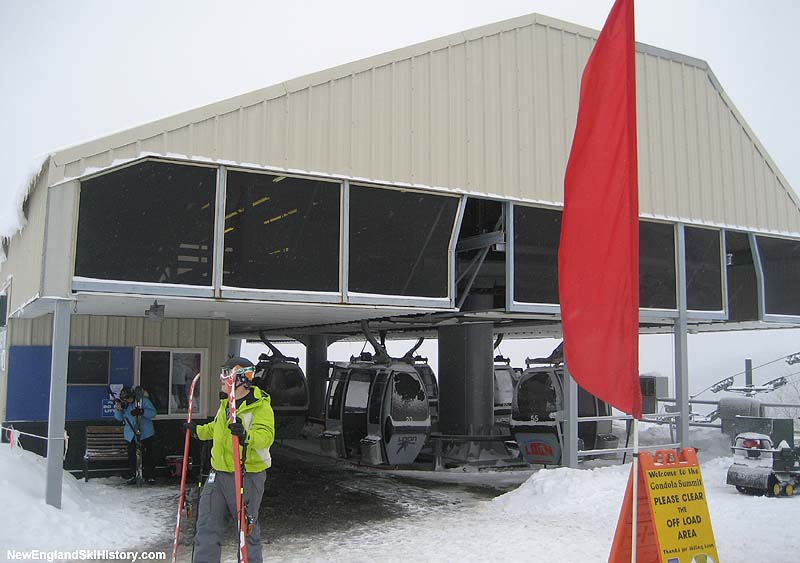 The Loon Gondola top terminal in 2008