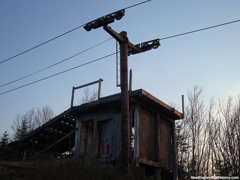 The old Mittersill Double Chair top terminal in April 2009