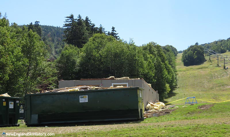 Removal of the former bottom terminal (September 2016)