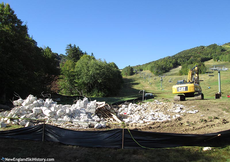 Removal of the former bottom terminal (September 2016)