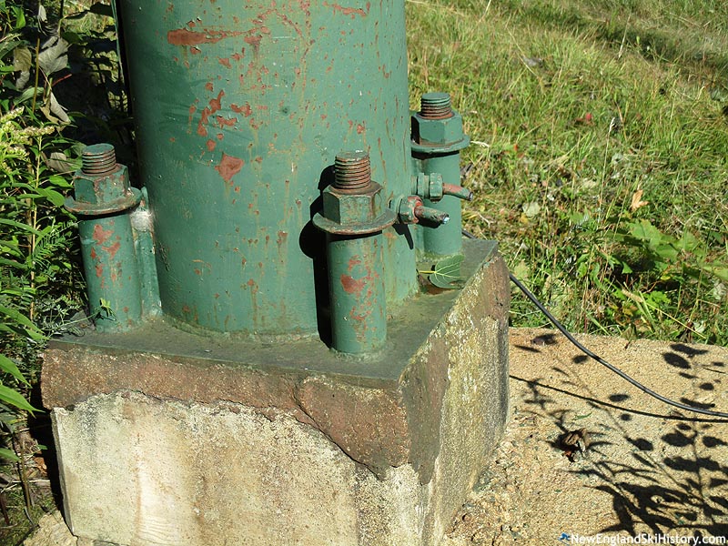 A tower footing (2015)