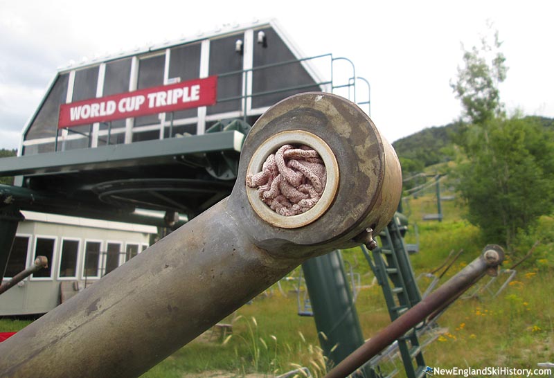 The bottom terminal (2015)