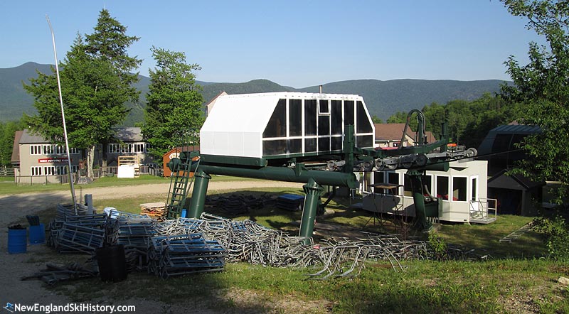 The bottom terminal (2016)