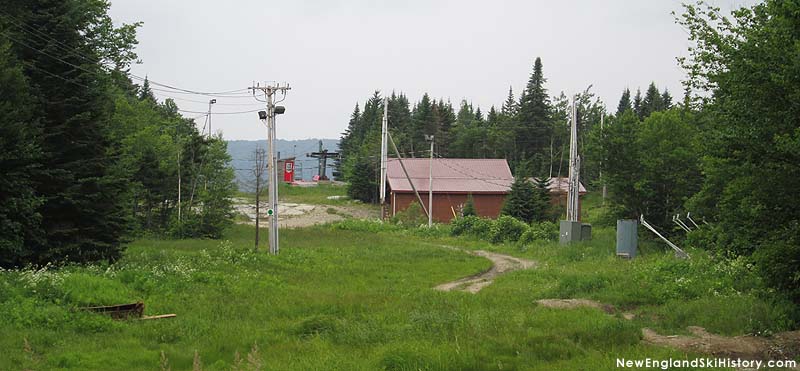Bottom terminal remains (2014)