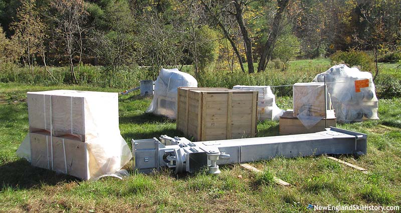 Staged lift components (2017)