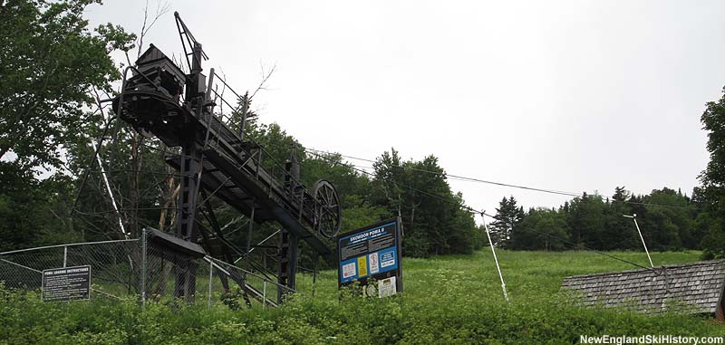 The bottom terminal (2015)
