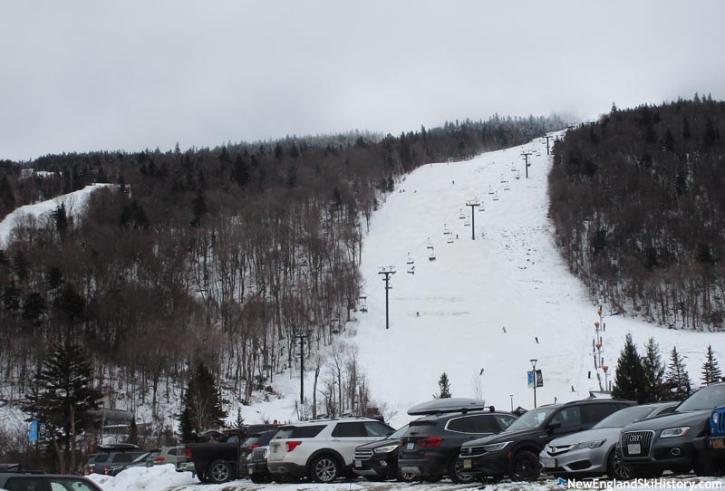 The lift line on the final day of operation (April 13, 2025)