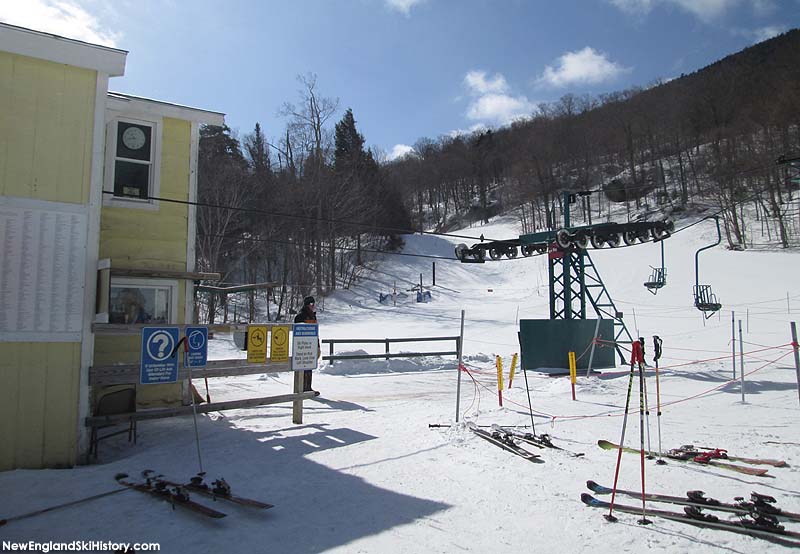 The bottom terminal (2015)