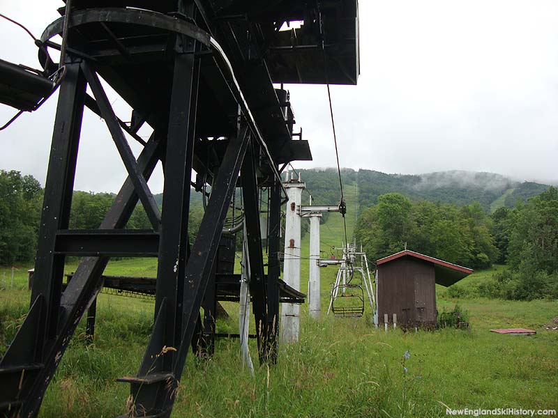 The bottom terminal (2010)