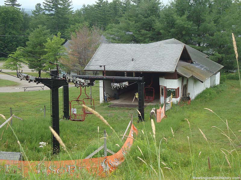 The bottom terminal (2010)