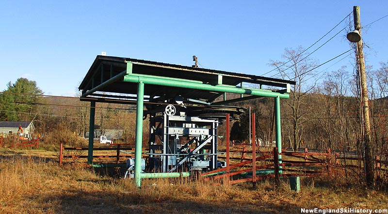 The bottom terminal (2015)