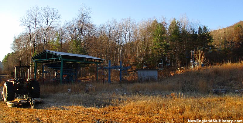 The bottom terminal (2015)