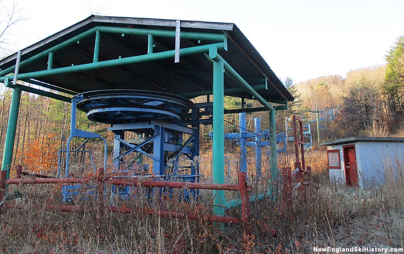 The bottom terminal (2015)