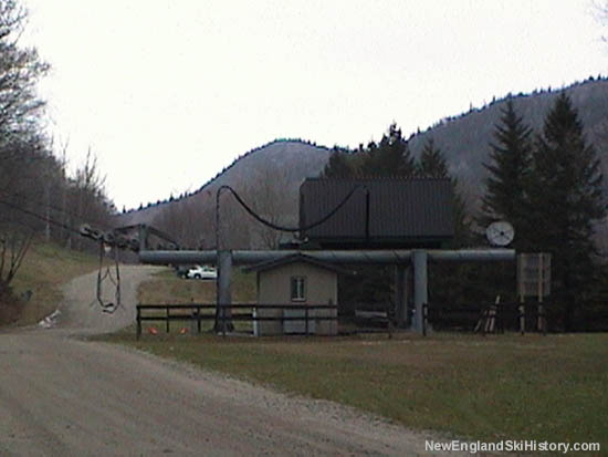 The bottom terminal of the Zoomer triple chairlift (2003)