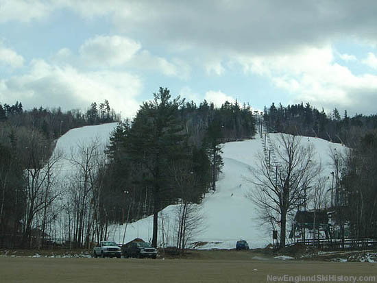 The Pistol complex, with the former liftline on the left (2004)