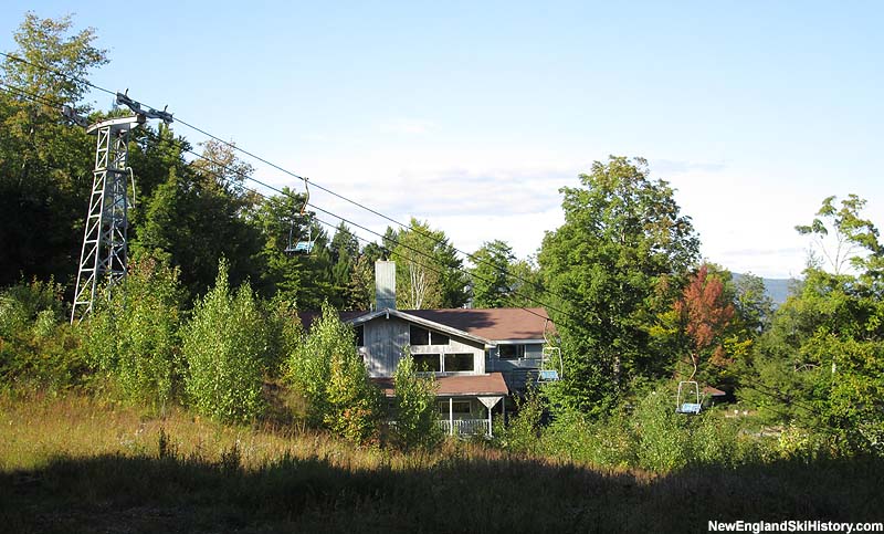 The Hornet Double and Main Lodge in 2014